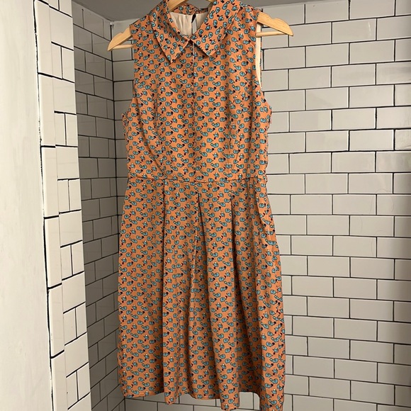 Monteau dress- Medium. - Picture 1 of 4